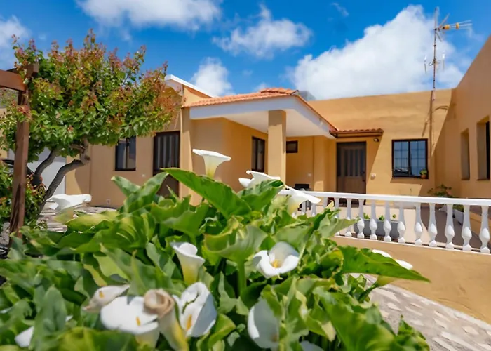 Casa Esteban Y Facunda