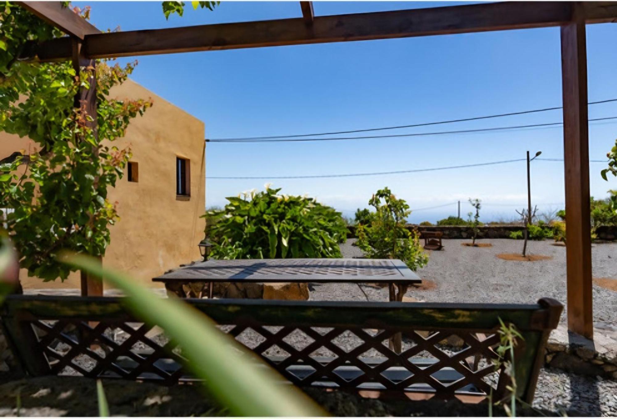 Casa Esteban Y Facunda